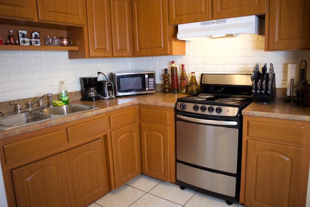 Great Location Near Downtown & Airport Villa Tampa Bagian luar foto